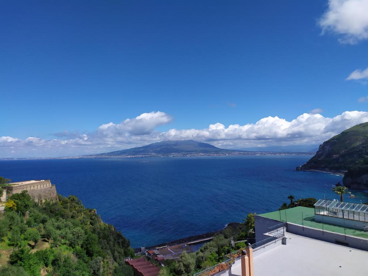 Cubo Apartments Vico Equense Buitenkant foto